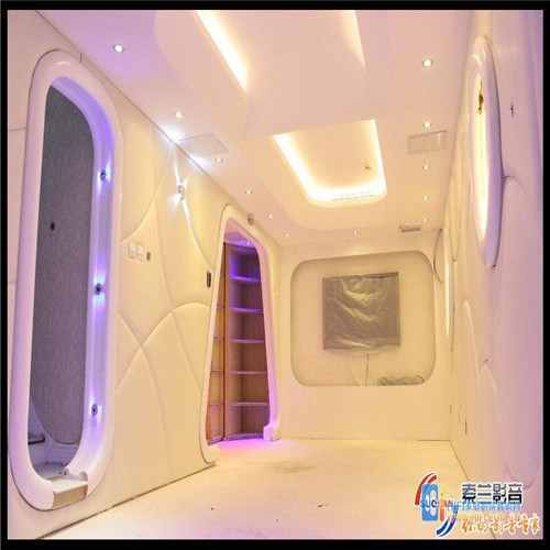 大师铁头劈砖后头破血流（铁头功劈砖）