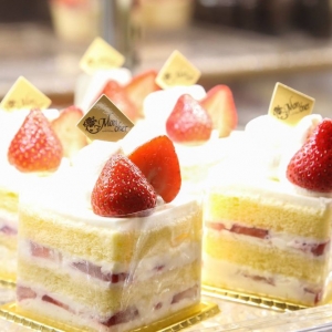 惠州赛西维烘焙学校教你草莓慕斯蛋糕的做法